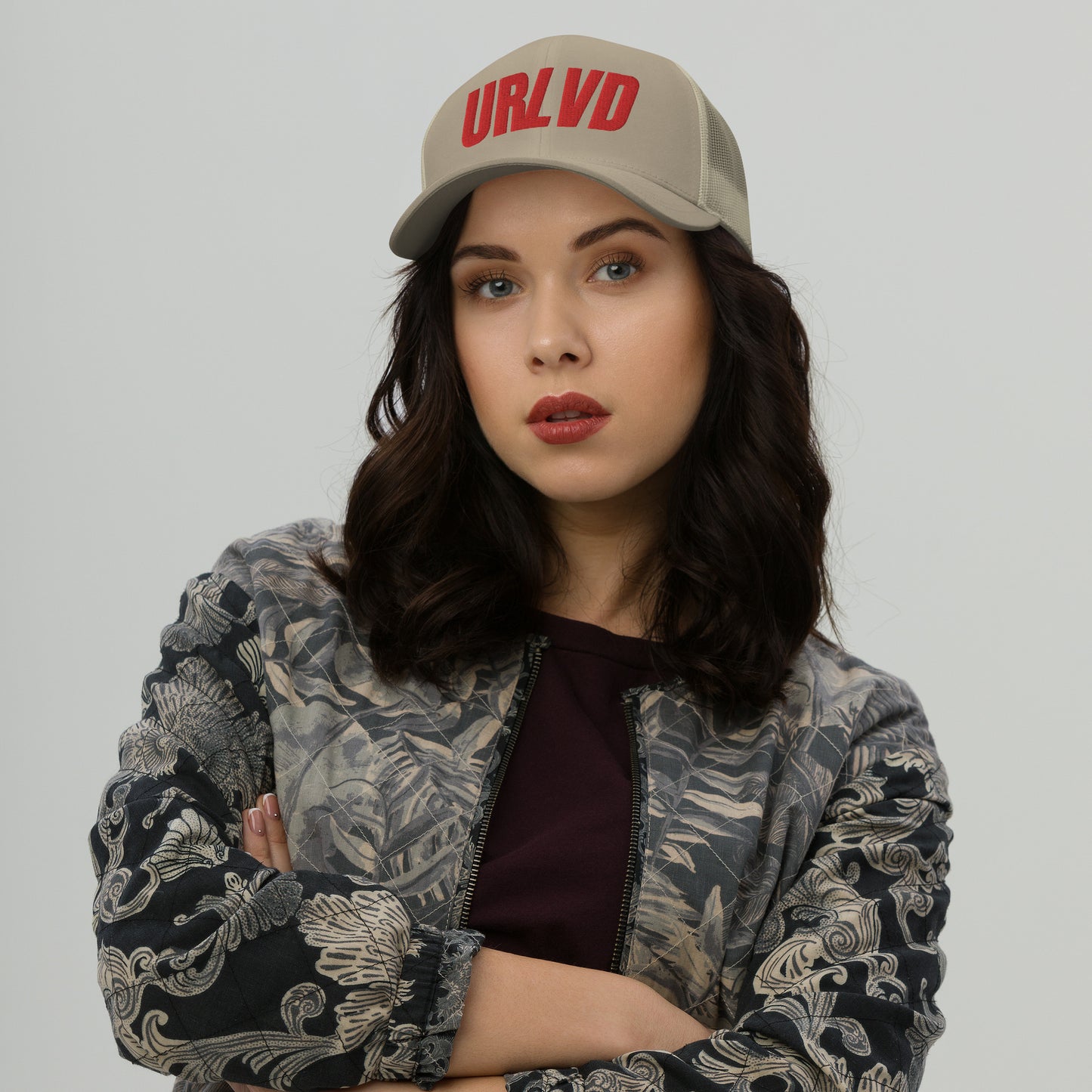 URLVD "RED LABEL" RETRO TRUCKER HAT