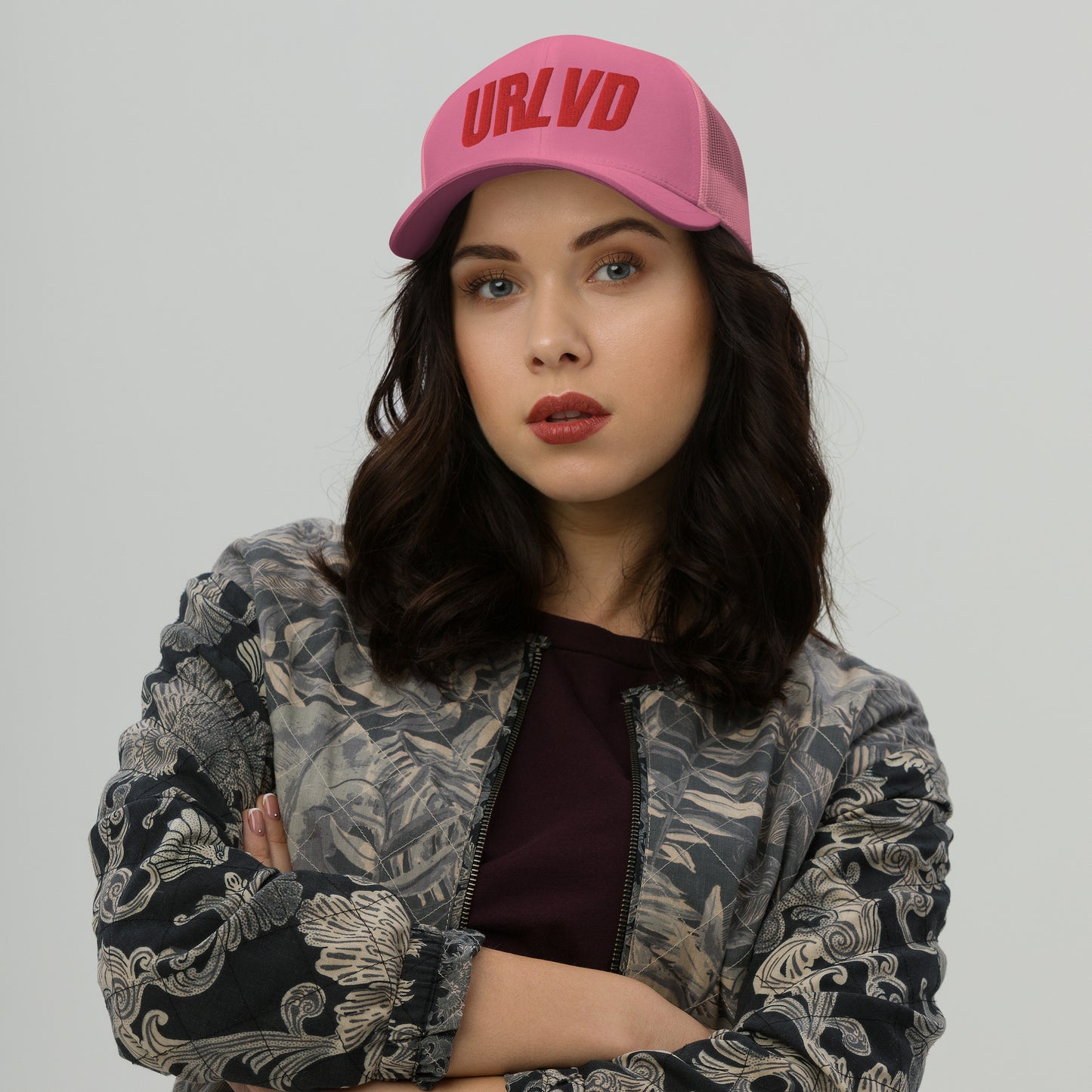 URLVD "RED LABEL" RETRO TRUCKER HAT