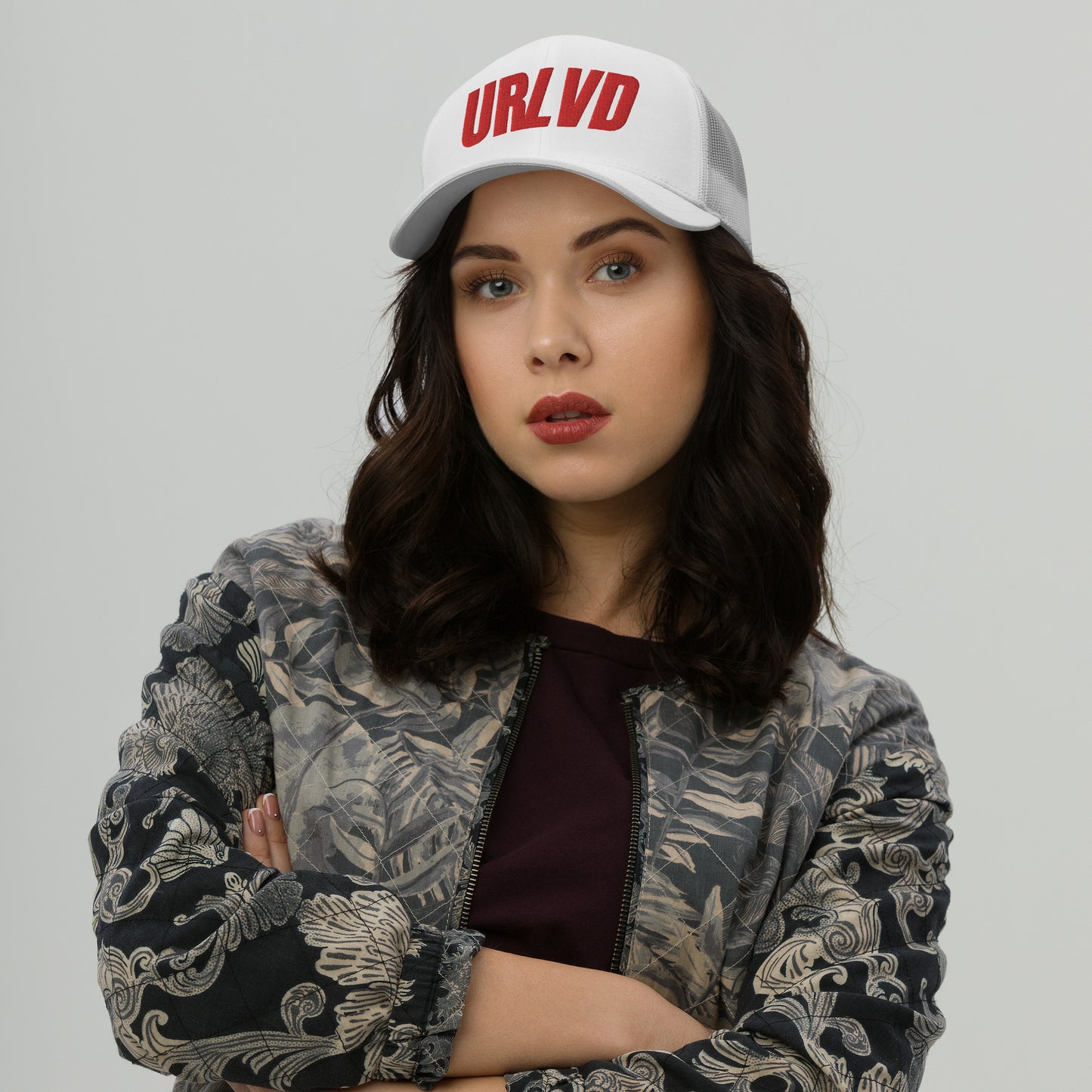 URLVD "RED LABEL" RETRO TRUCKER HAT